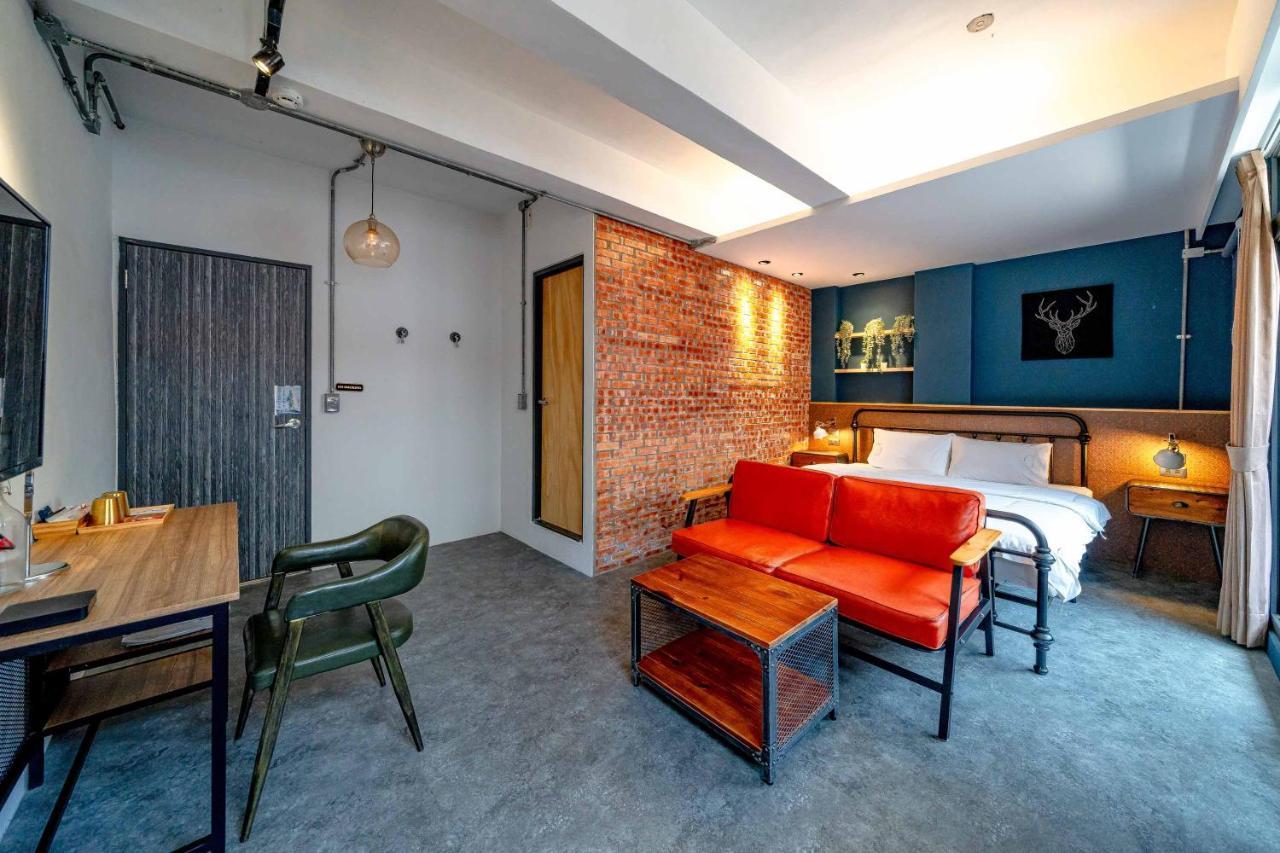 Blue House Homestay Hualien City Exterior photo